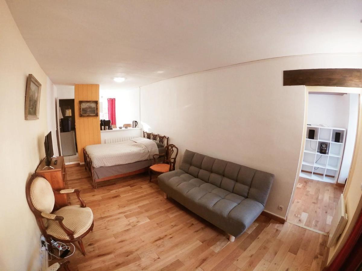 Appartement En Plein Coeur De Milly-La-Foret Exterior photo