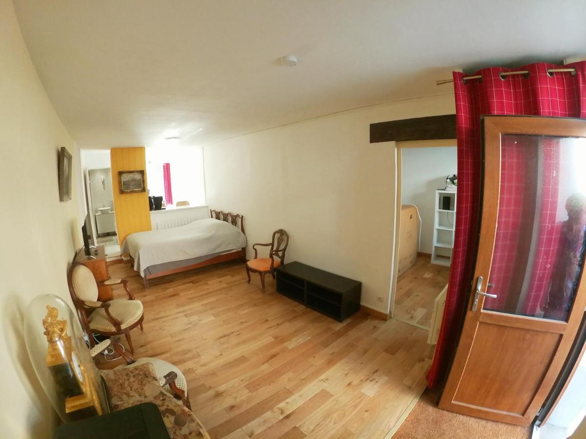 Appartement En Plein Coeur De Milly-La-Foret Exterior photo